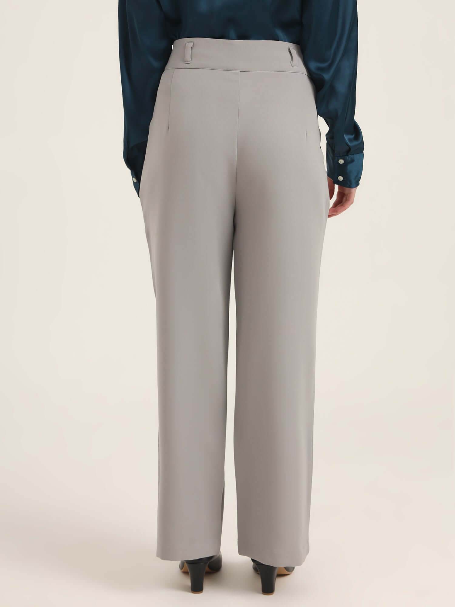 Women'S Luxury Banana Crepe Carbon K Pant