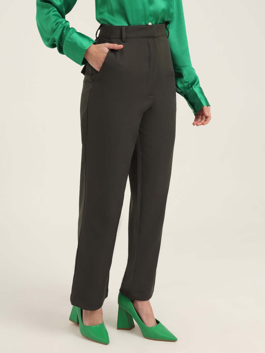 Women'S Luxury Banana Crepe Olive Straight Fit With Flap Pocket Trouser