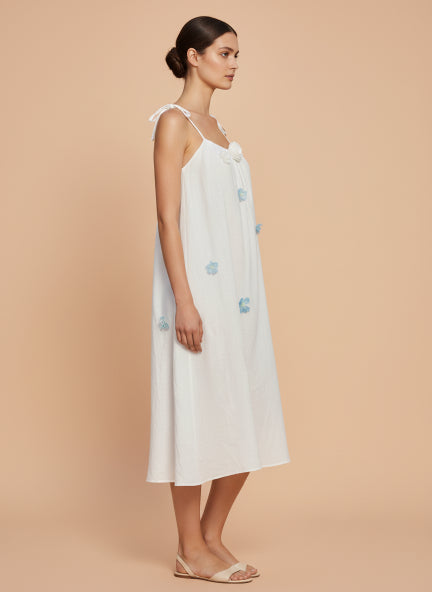 Elegant Floral Detail White A-Line Midi Dress