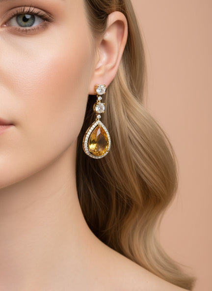 Luxury Gold-Tone Cubic Zirconia & Teardrop Crystal Pendant Necklace & Earrings Set