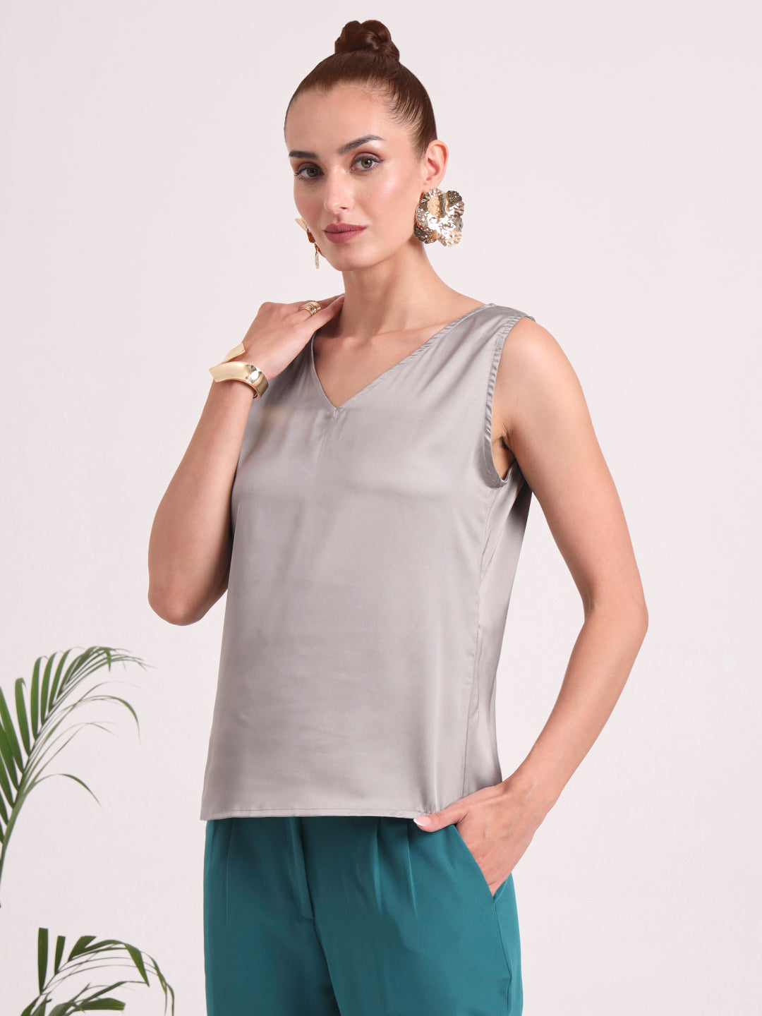 Women's European Satin V Neck Sleeveless Top