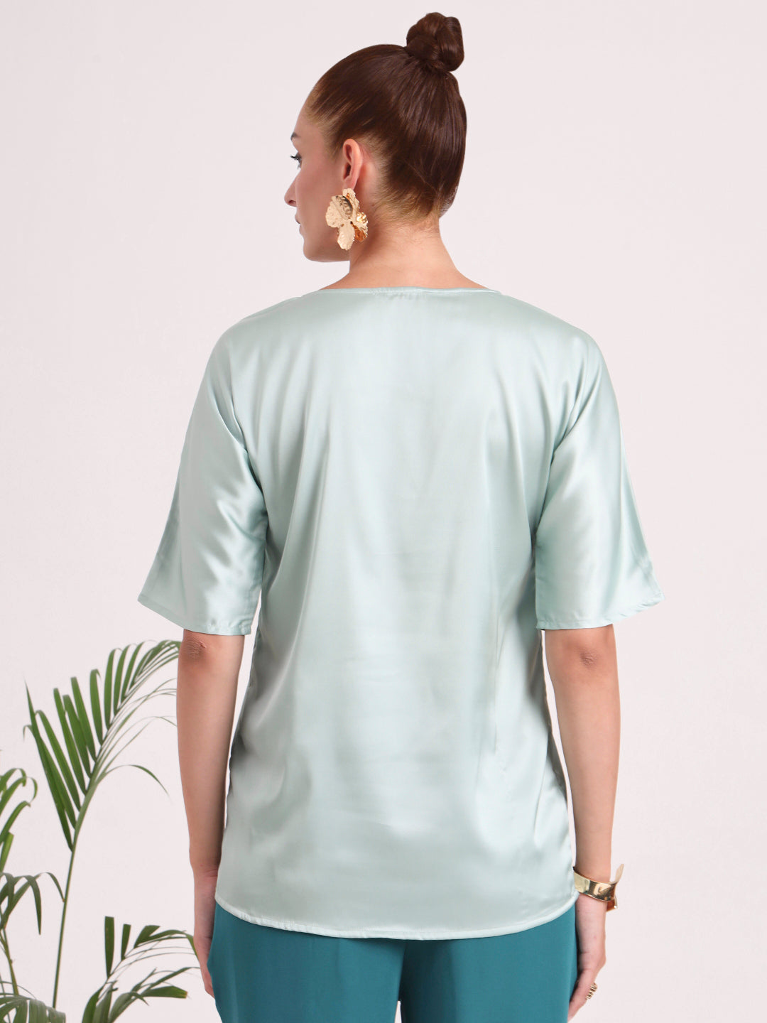 Women's  European Satin-Finish, V-Neck Top