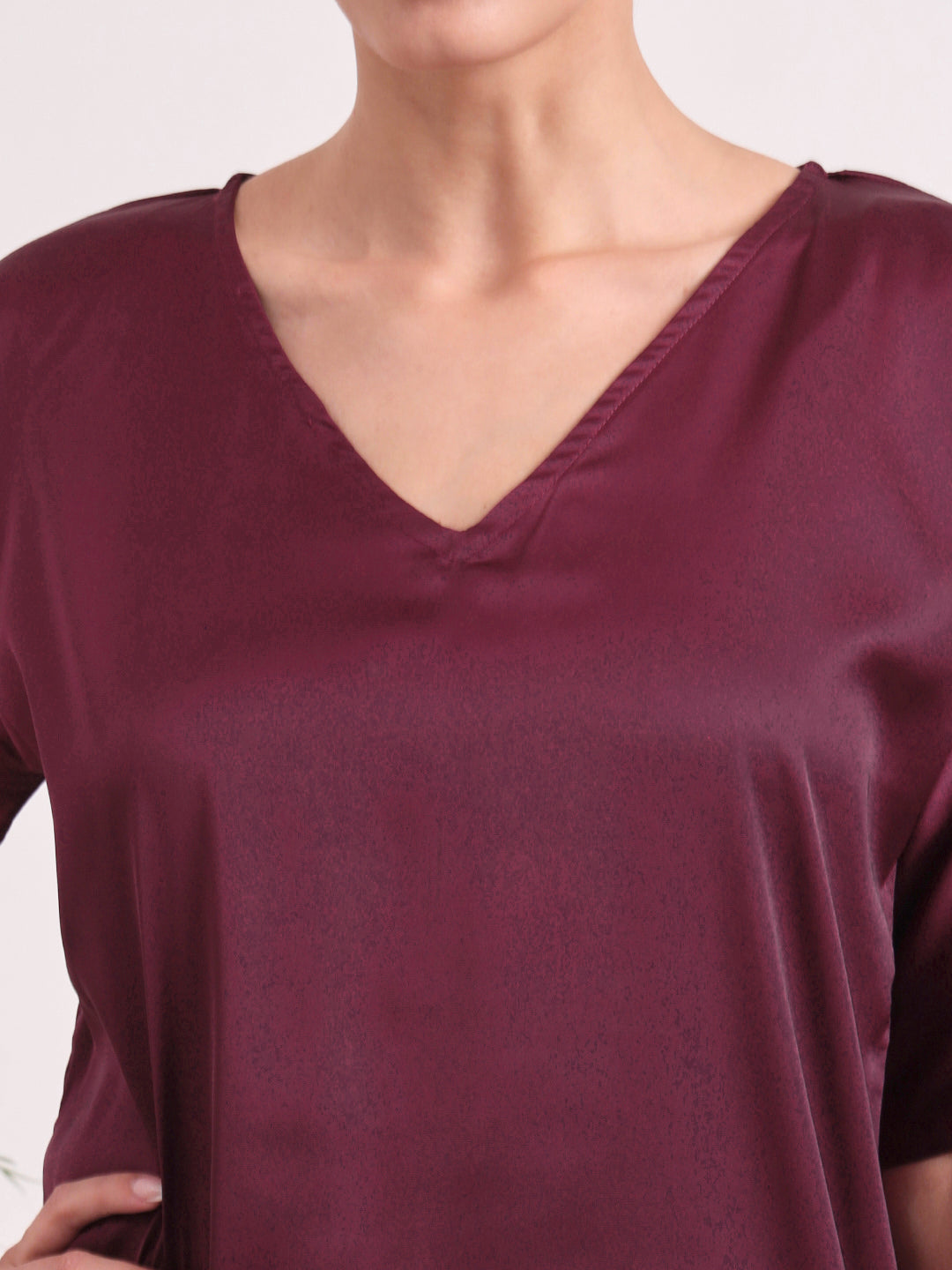 Women's  European Satin-Finish, V-Neck Top