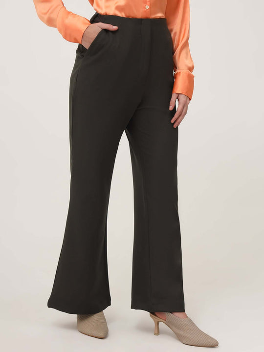 Women'S Luxury Banana Crepe Olive Flared Trouser With Slash Pocket
